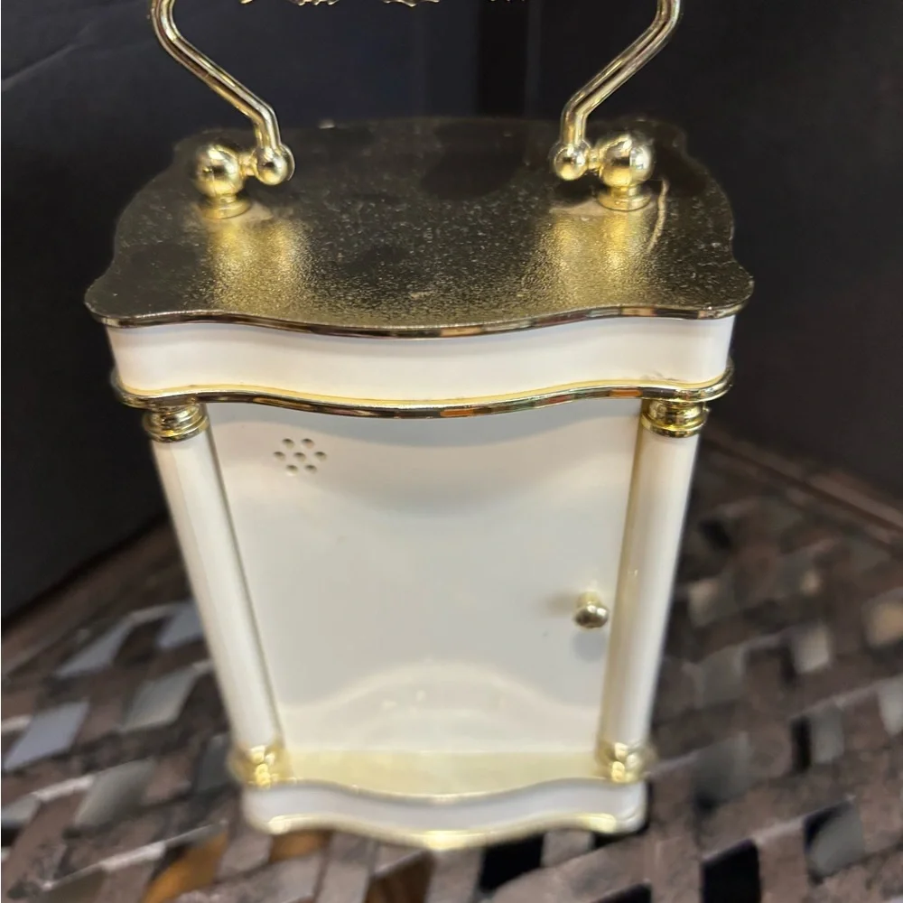 Gold & White VTG Table Clock